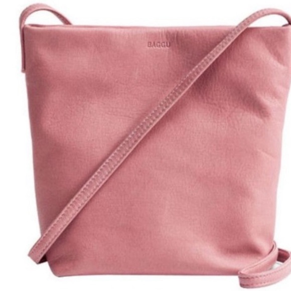 BAGGU Handbags - NWT BAGGU Leather Crossbody Bag Blush Pink